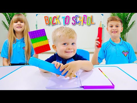 De volta às aulas com Diana e Roma