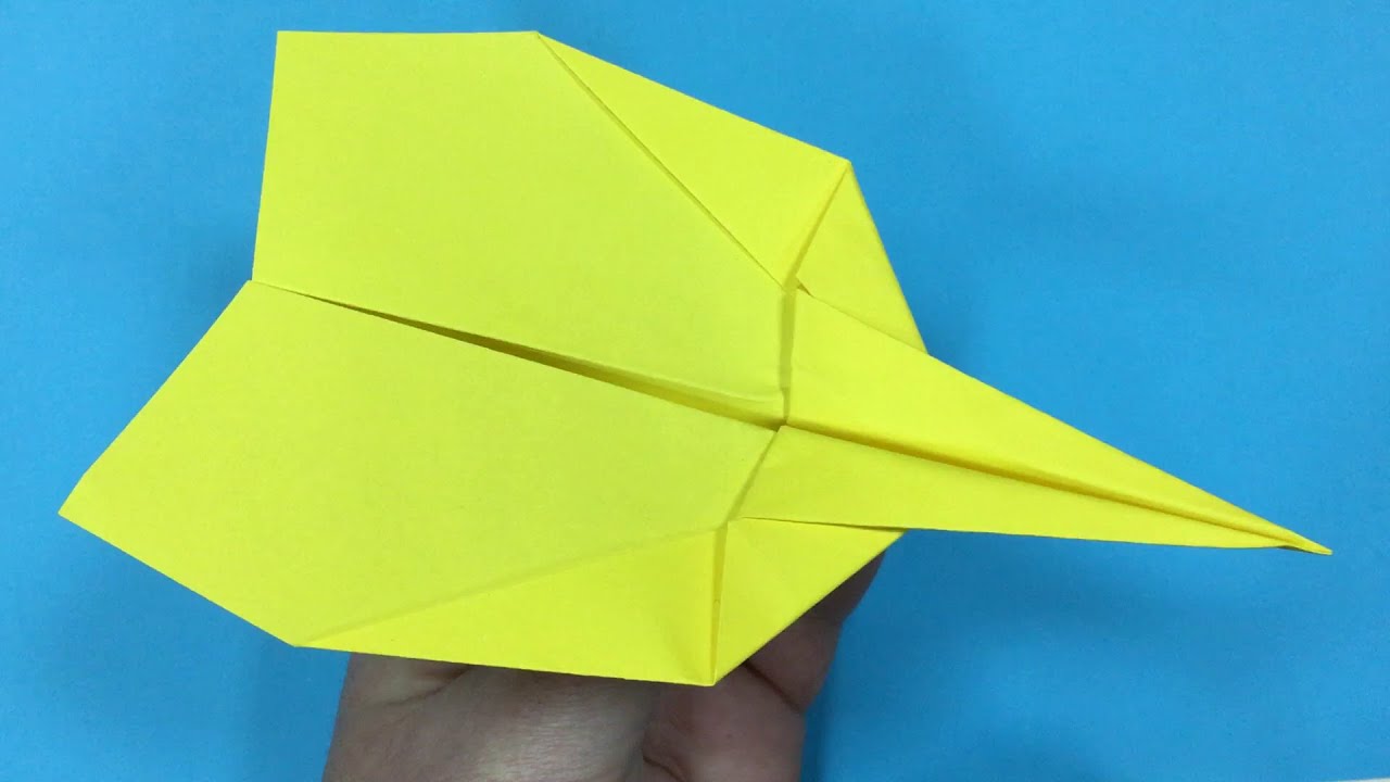 PAPIRFLY.Hvordan brette et papirfly som flyr langt (2025) - YouTube