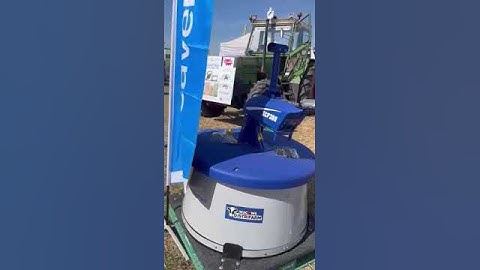 Sveaverken Robotic Feed Pusher Showcased at Les Terres de Jim event in Cambrai, France