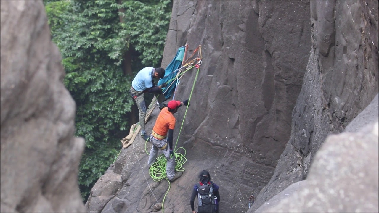 Faste rope Pulling On plus Vally