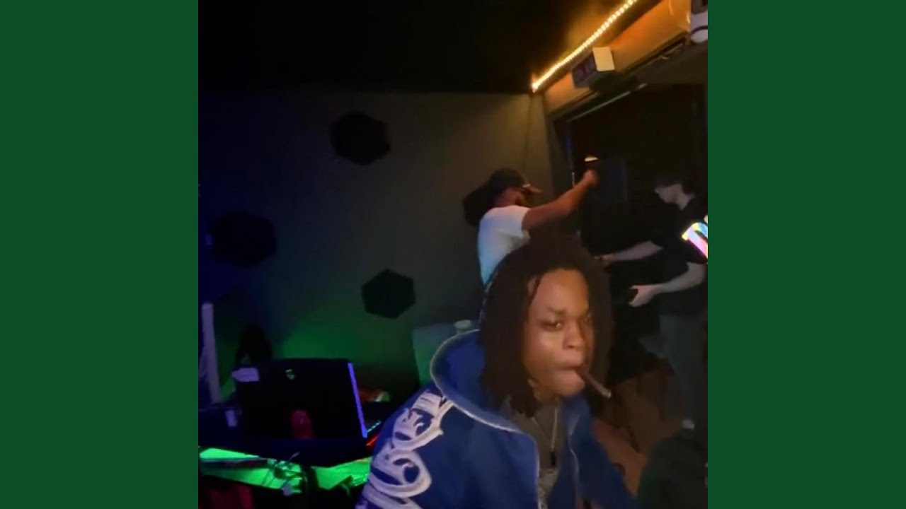 007 auf YouTube ansehen 007 auf YouTube ansehen