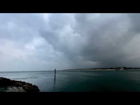 Lightning in slow motion - Poole - 28/04/2021