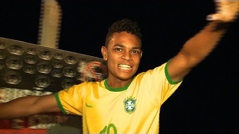 Brasilien feiert Sieg gegen Kolumbien - der sechste Titel wartet