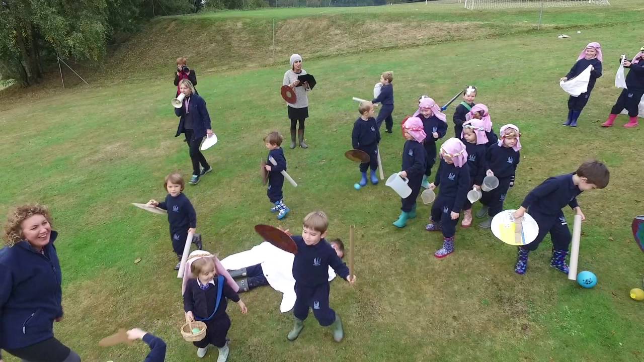 Vinehall Pre-Prep Re-enact The Battle of Hastings