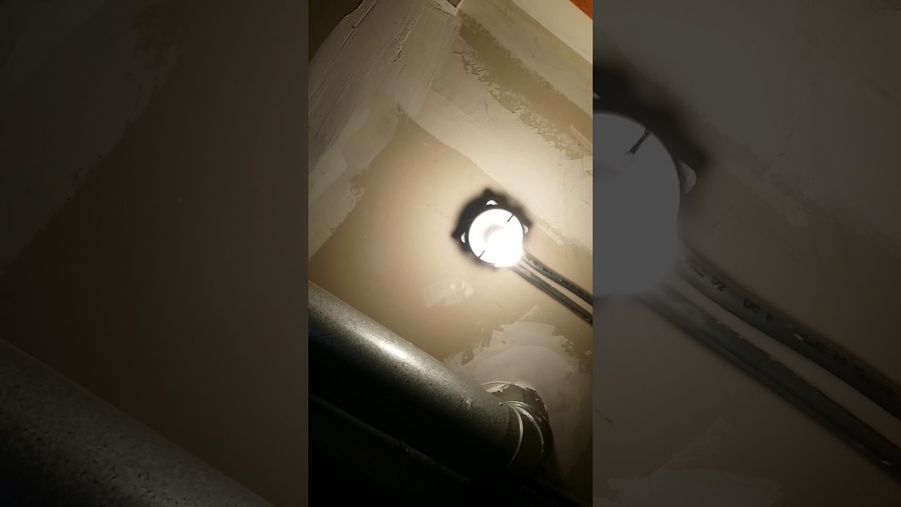 Ceiling Light with Pull chain