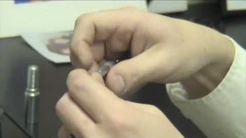 How To Use Thread Gages