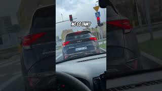 No co tam halo dzwoni kurier z paka