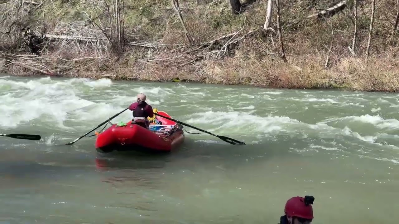 Class IV Rowing School on the Upper Clackamas River at 5,000 CFS