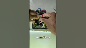 Wat is er leuk aan stopcontacten op de vloer te installeren? #electrican #electricaloutlet