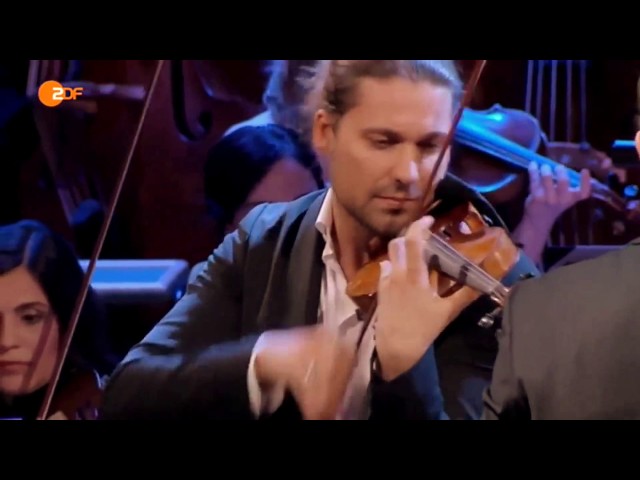 David Garrett 🎻 Niccolo Paganini 🎶 La Campanella 🎵Opus 7 🎶  Live 🎼 class=