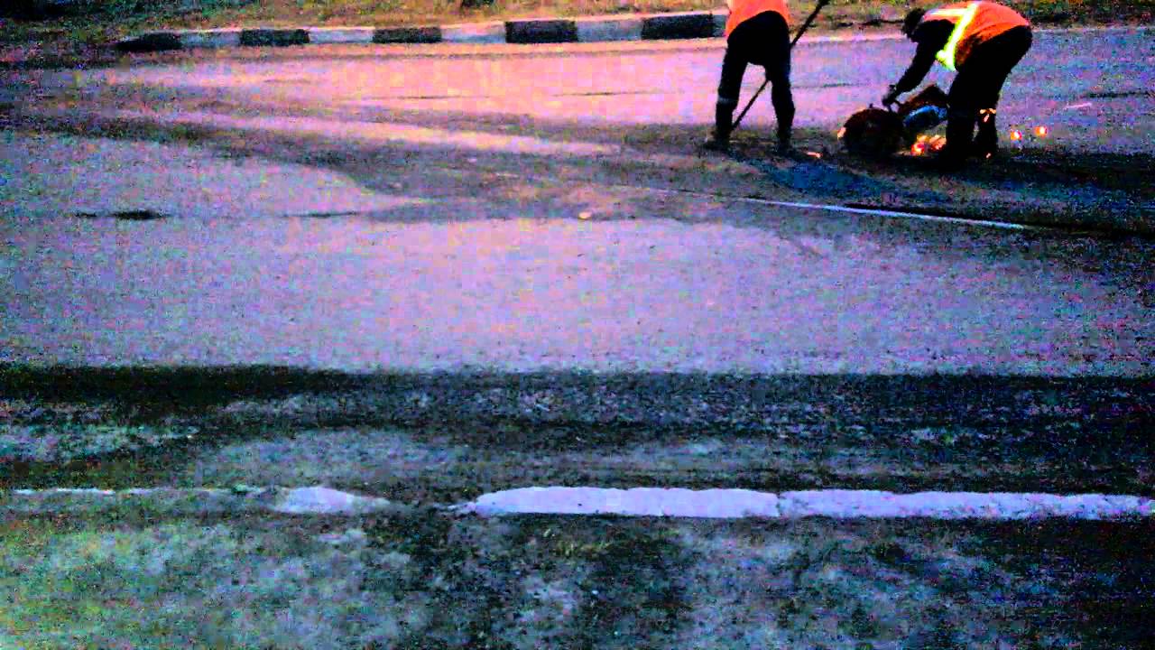 как ремонтируют дороги после отезда В.В.Путина - YouTube