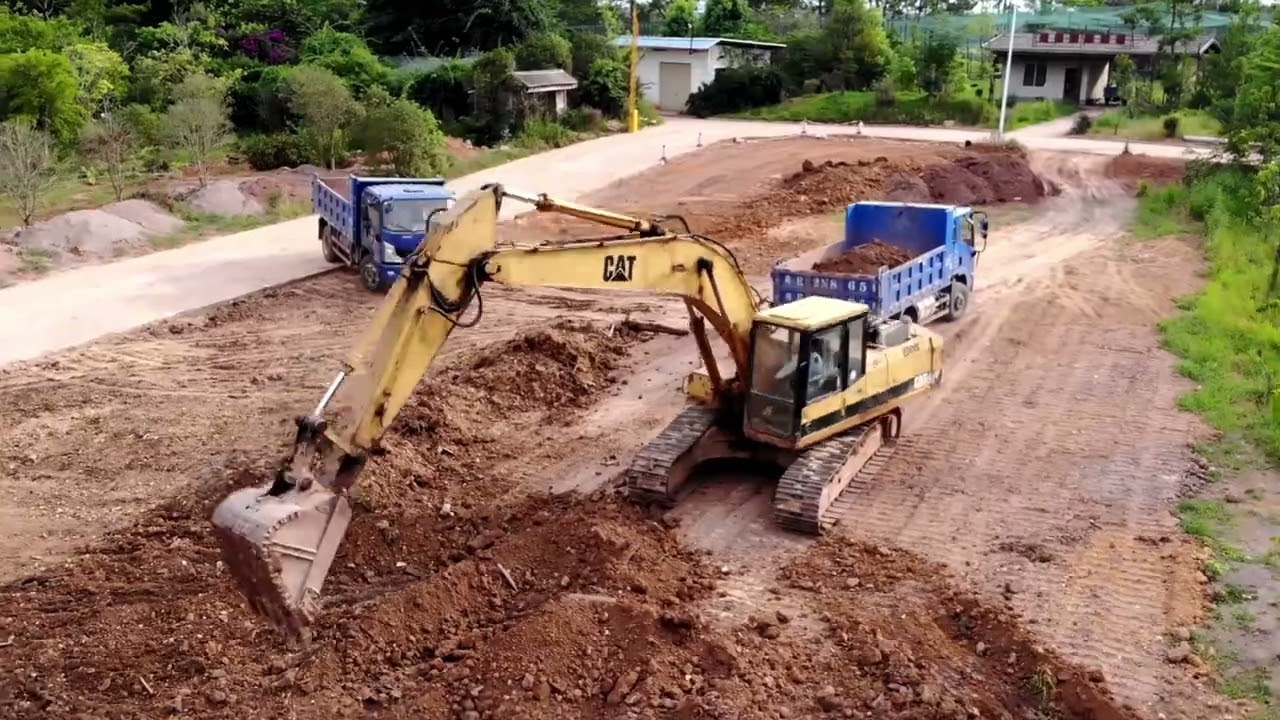 PDS Tech's Vehicle Tablet T8 pro used for Agriculture, Construction and Mining Machineries!