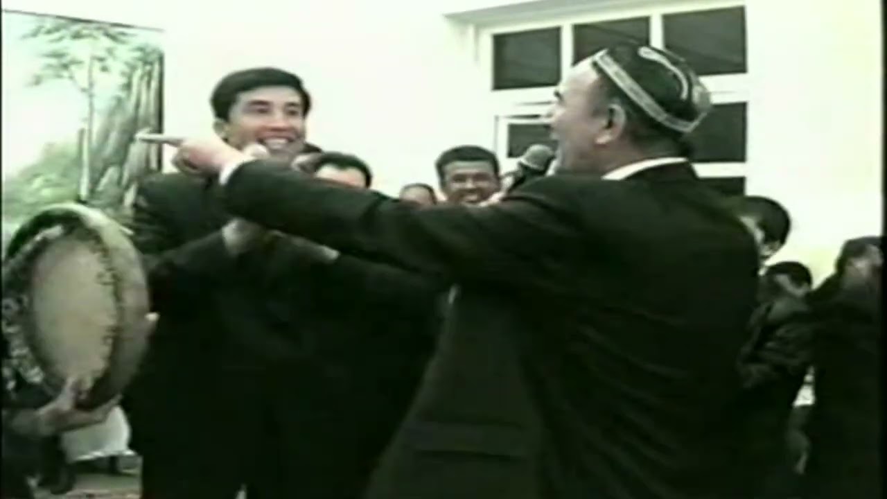 ШЕРАЛИ ЖЎРАЕВ-баёт-5 Ака- ука Мўминовлар билан.