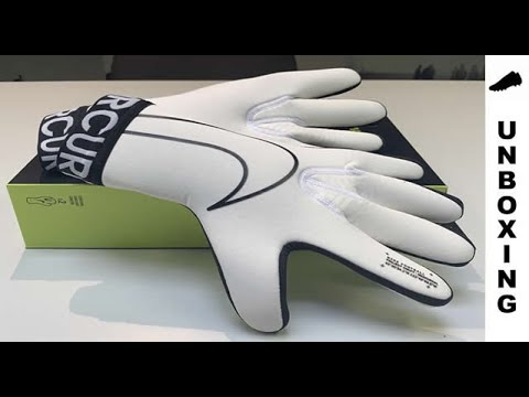 rękawice bramkarskie nike mercurial touch victory