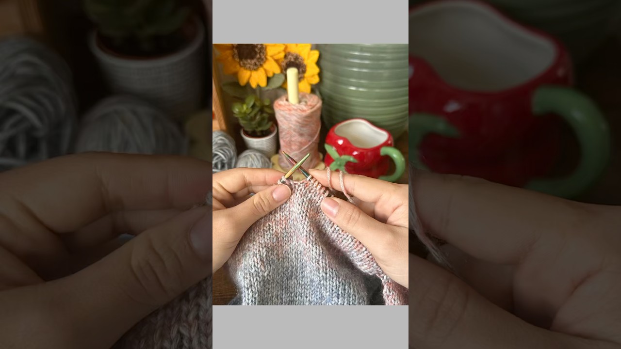 Mist Sleeves - pattern by Helene Beba 