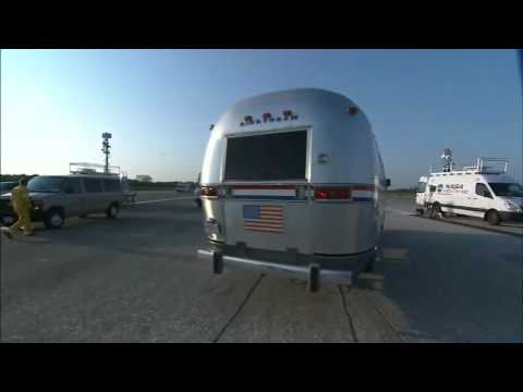 Space Shuttle Flyout: Astrovan