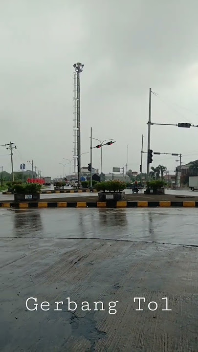 Gerbang Tol Kebakkramat Karanganyar hujan #shorts #jalantol