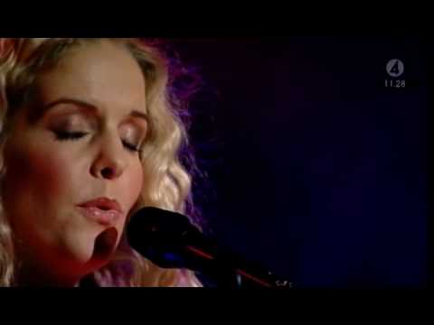 Sofia Karlsson - Frid p jord (TV4, Jan. 2010)