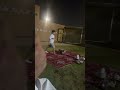 محاورة بين القهوة والشاي ‏تقول القهوة :‏يا شاي وش قربك ليا‏وش جاب نارك على ناري‏حقك من المال روبية ‏