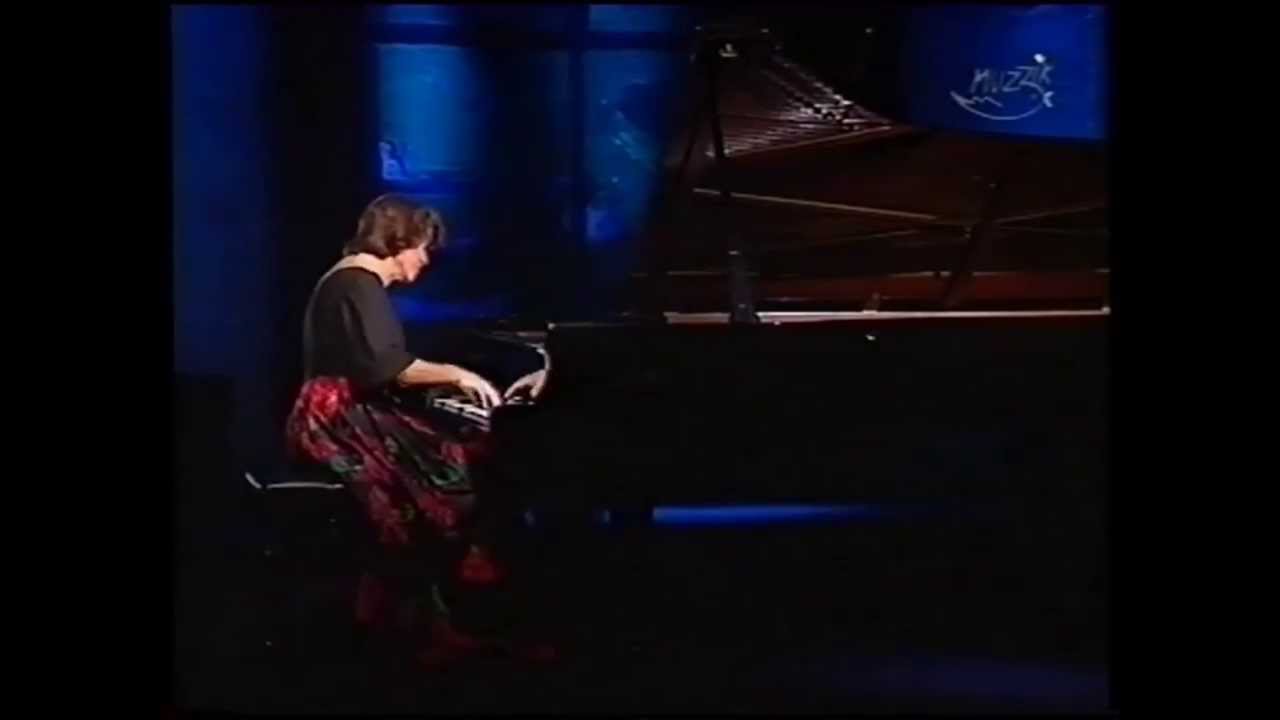 Elisabeth Leonskaja   Mozart  Piano Sonata No.12 in F major, K. 332