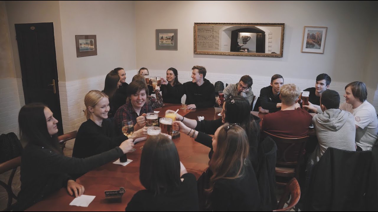 Maturitní video Konzervatoře Pardubice 2022 - Hraju a hraju dál!