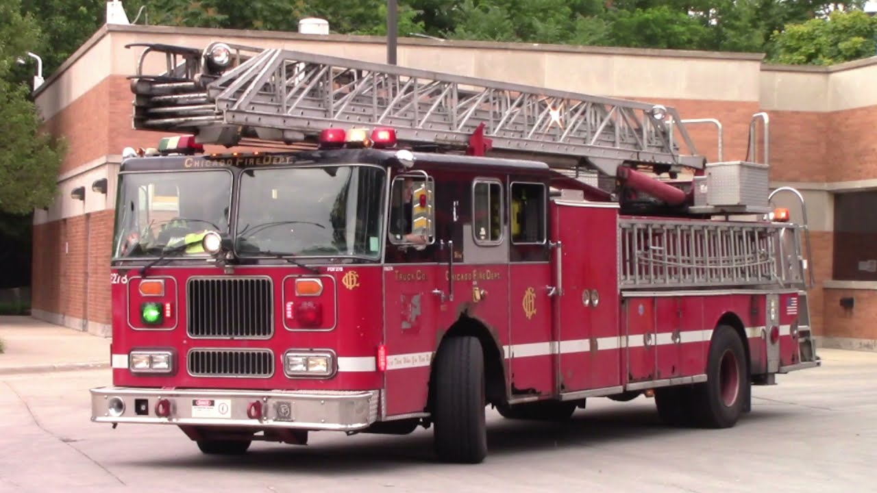[6v92] Chicago Fire Dept. Spare Truck 25 Responding *1996 SEAGRAVE MARAUDER*
