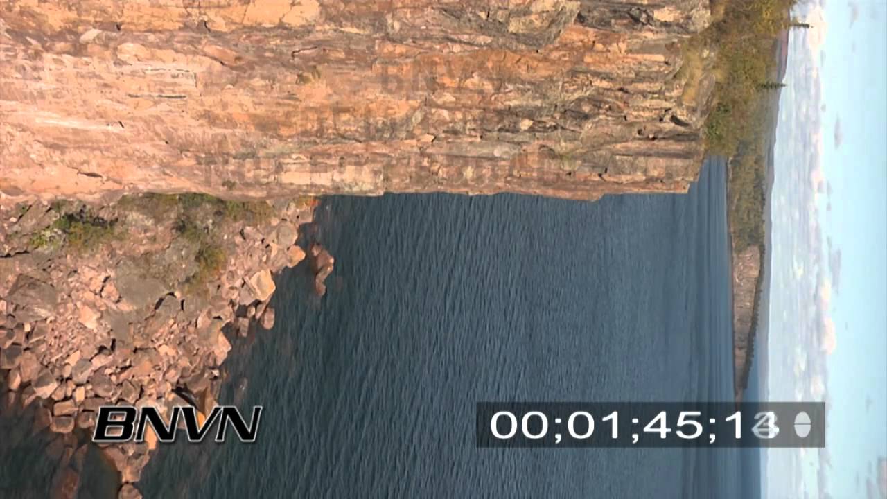 Palisade Head video, Lake Superior - North Shore - Part 2. 90 degree angle for Vertical Use.