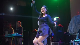 DEWI SAGITA CEKCINYA KEBANGETAN