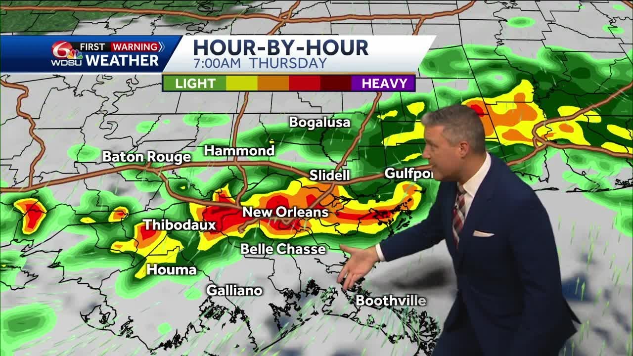 Tracking showers and possible thunderstorms then much colder air - YouTube