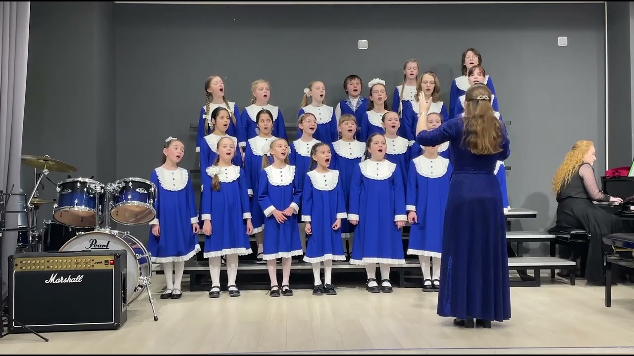 По зеленым холмам океана