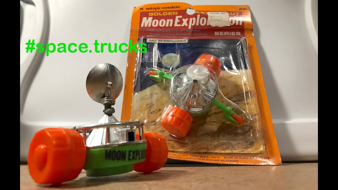 Mint On Card Tri-Ang Spacex GOLDEN ASTRONAUT "Moon Explorer" Vehicle with MPC Style Spaceman HOT!!