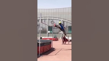 When Mutaz Barshim scissor kicks your high jump PB 😳🫣  #athlete