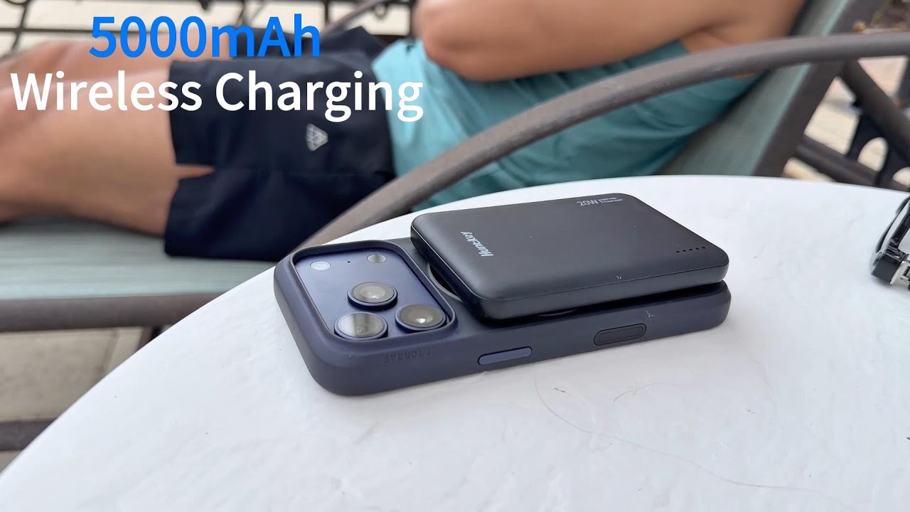 ✈️Always ready on the go. Huntkey SnapFlow Magnetic Power Bank: power your devices anytime, anywhere