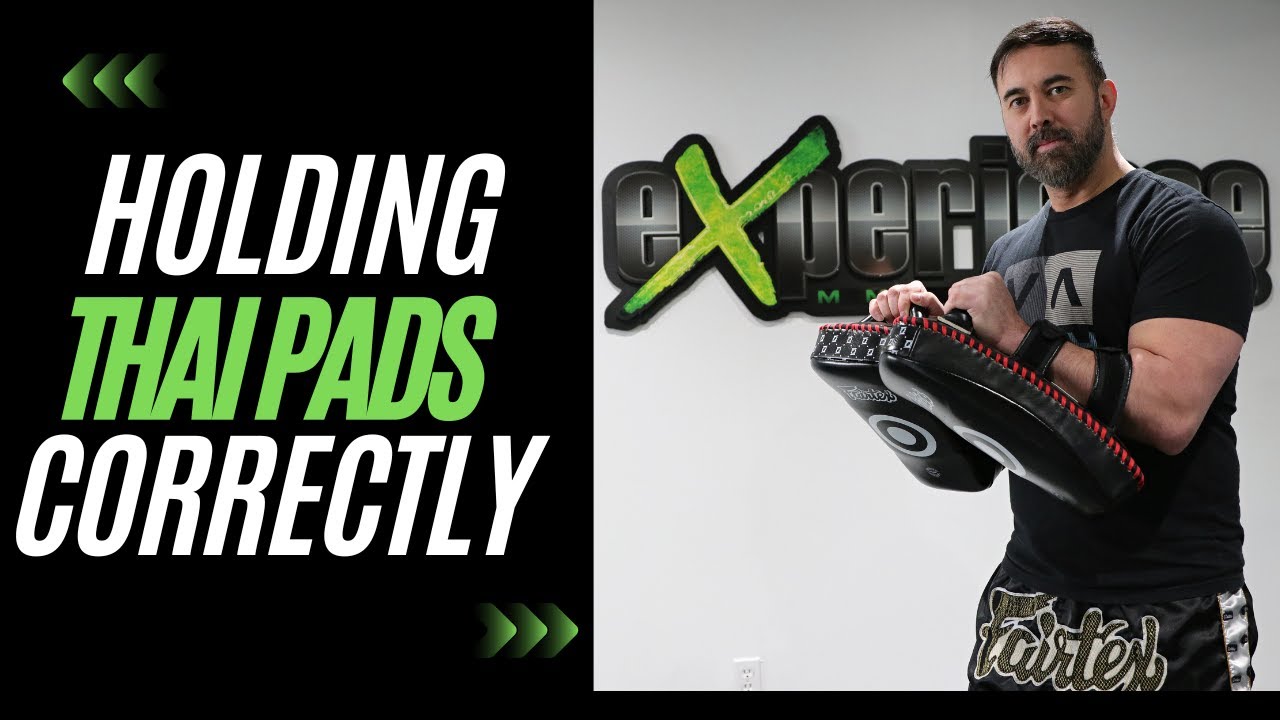 Основы тайского бокса | Как держать тайские лапы