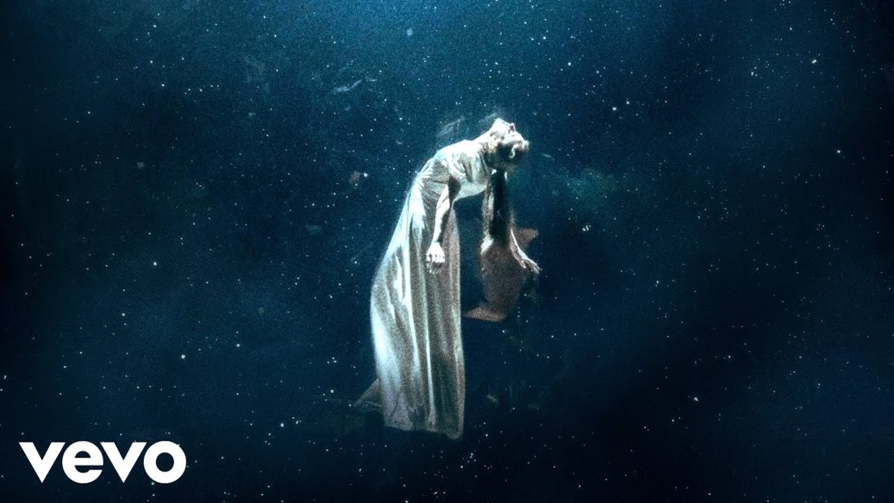 Ariana Grande - supernatural (Music Video) Ariana Grande - supernatural (Music Video)