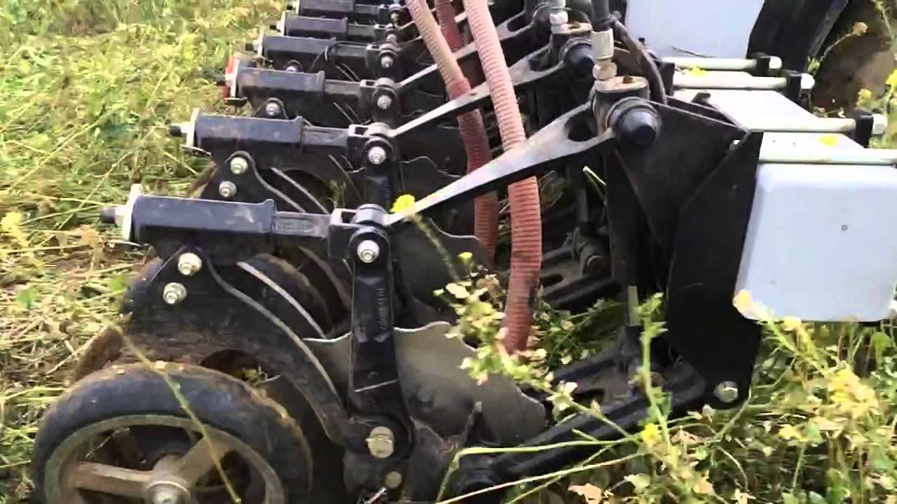 Slow Motion of Cross Slot Drilling into Cover Crops