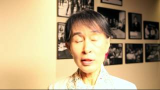 Aung San Suu Kyi advises young people on creating change