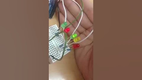 Semáforo y pase peatonal ARDUINO