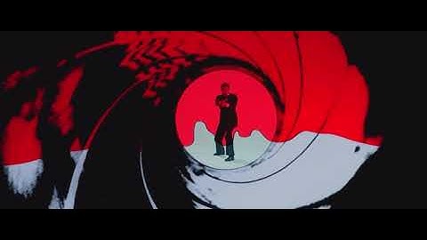 A View to a Kill (1985) Gunbarrel FIXED