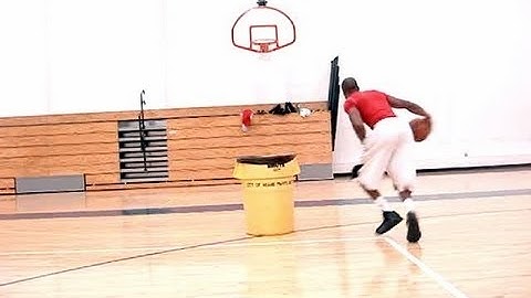 Dre Baldwin: Back-To-Screen Stutter Dribble Pullup Jumper Pt. 1 | Ball Screen Moves