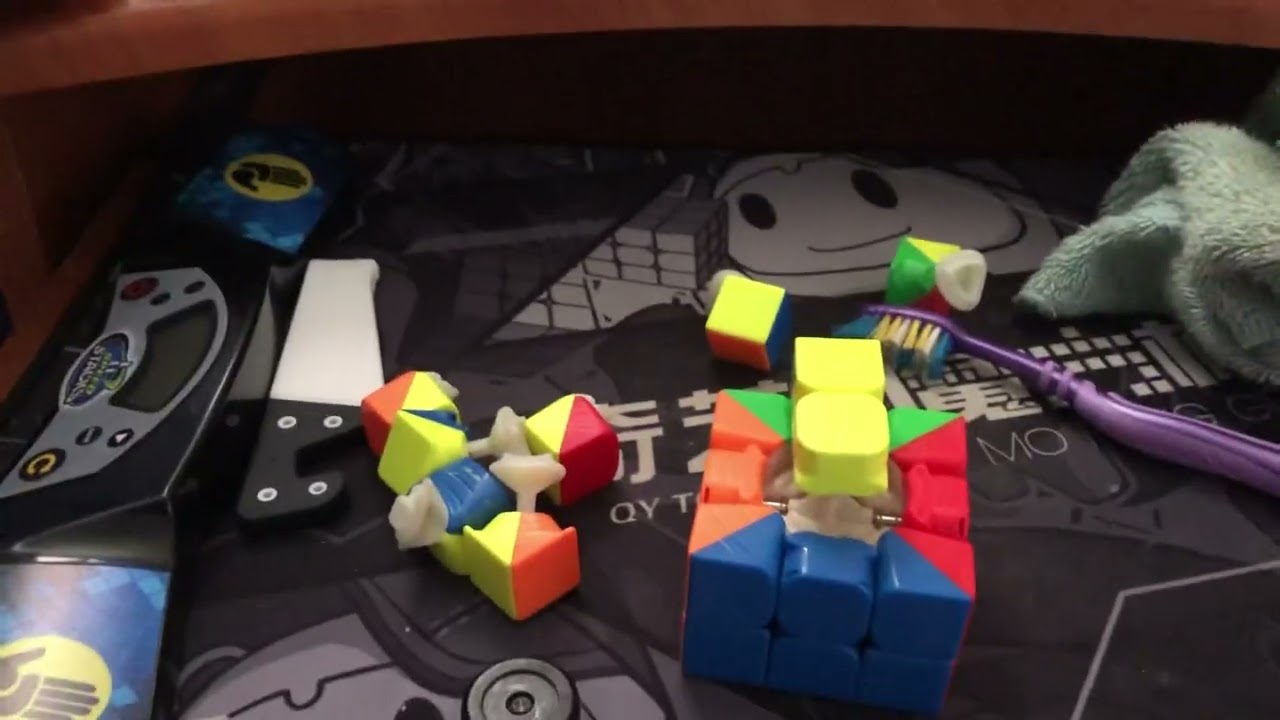 How to take apart and lube your cube