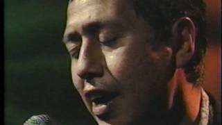 Video thumbnail of "ALEJANDRO ESCOVEDO "Falling Down Again/Gravity" on AMN's Solo Sessions 1996"