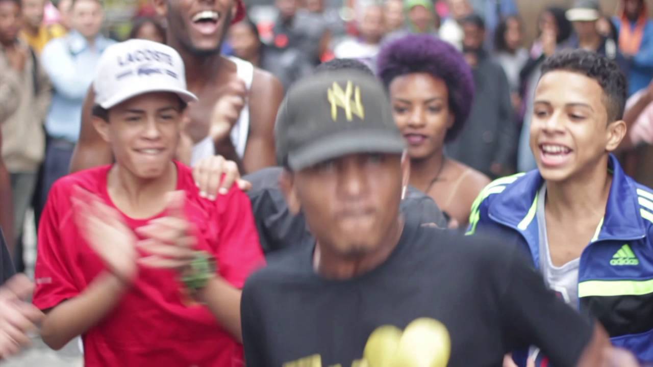 Rio Parada Funk reúne milhares de pessoas em 8 horas de bailes no  Sambódromo, Rio de Janeiro