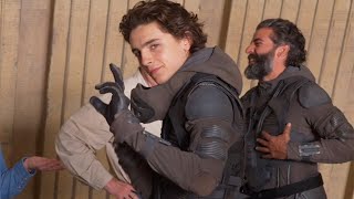 ティモシー・シャラメがおちゃめなポーズ　映画「DUNE/デューン 砂の惑星」貴重なメーキング映像が公開