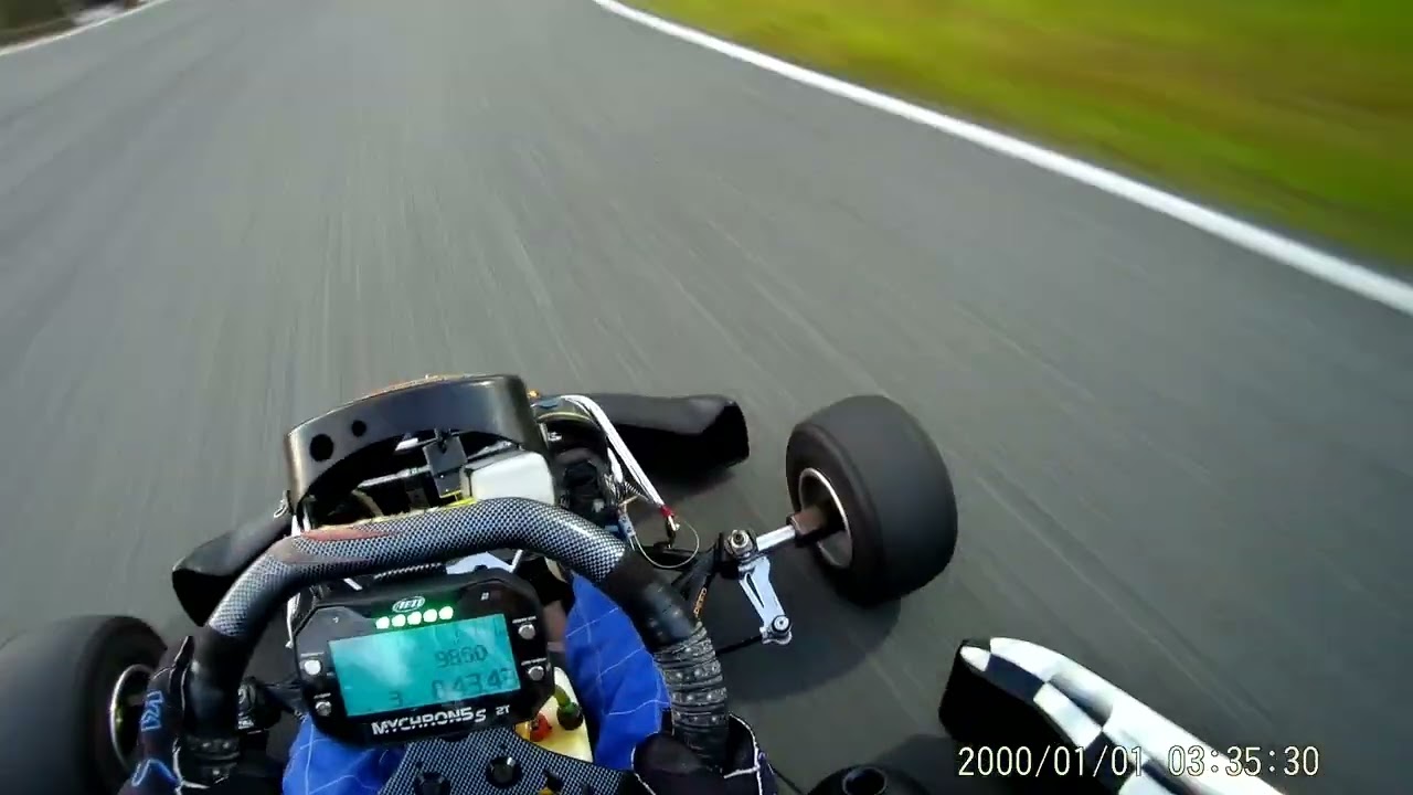 Cadet first race with Comer 80cc against KT100 and Rotax 125cc