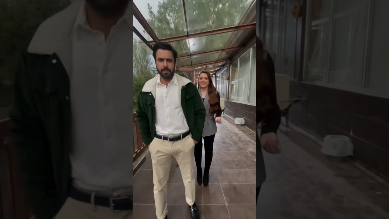 Momina Iqbal and Junaid Khan behind the scene of Do Kinare 