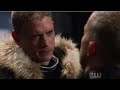 Leo snart  ray kiss scenes  crisis on earth x