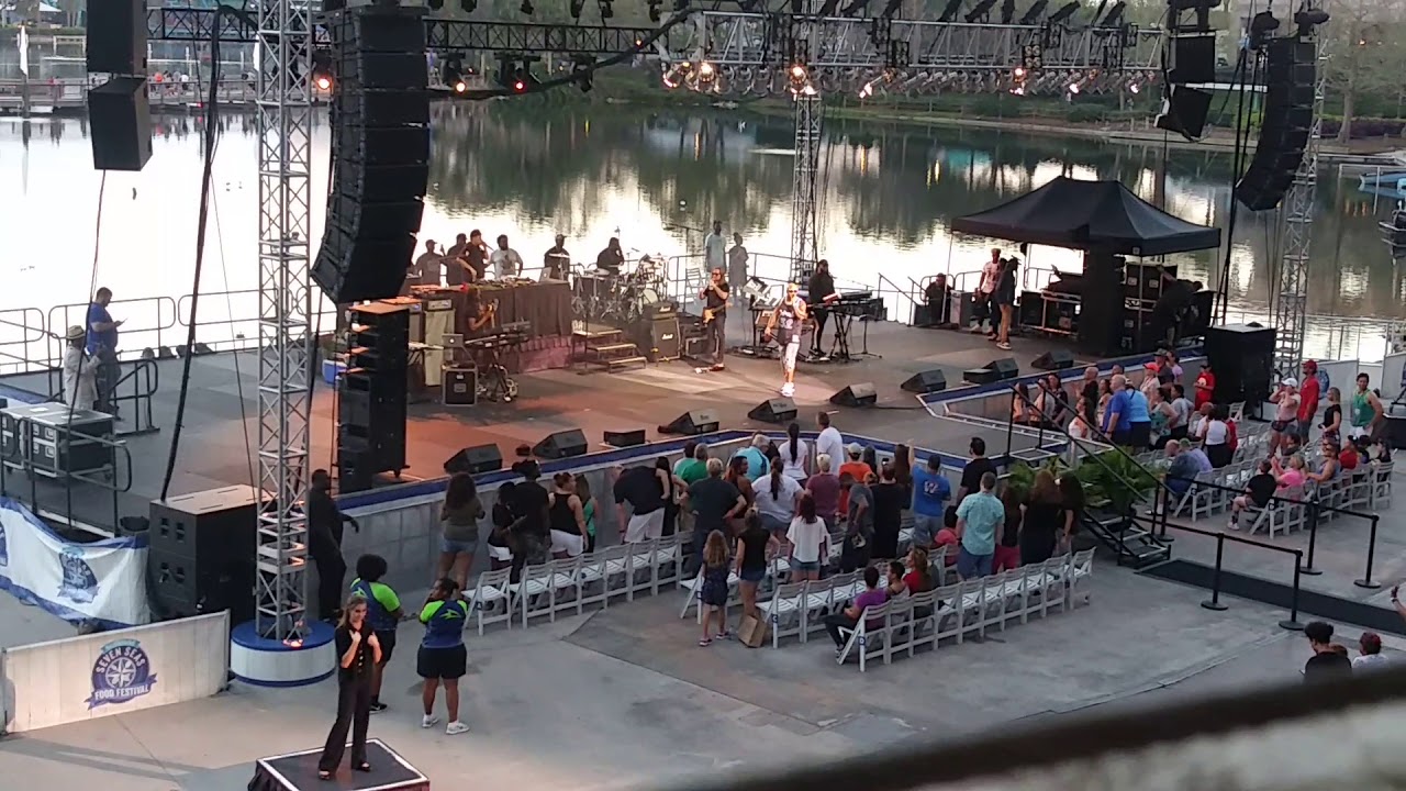 FloRida in concert at Seaworld Orlando 2019 YouTube