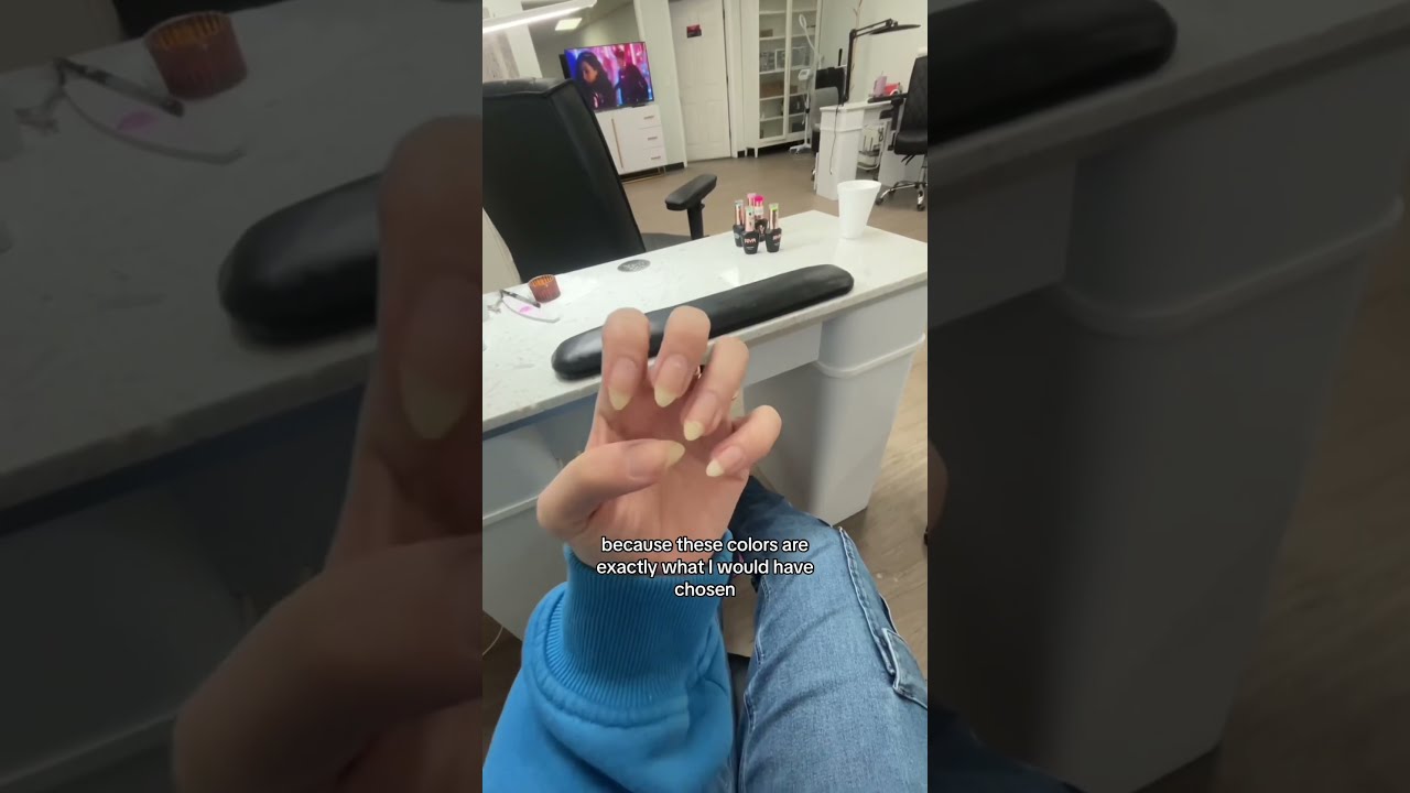 GIVING MY NAIL TECH 10K LETTING HER DO WHATEVER SHE WANTS 