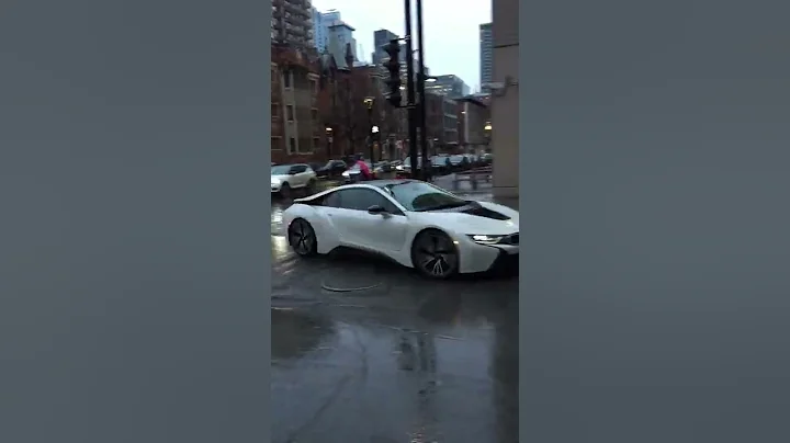 BMW i8 Incredible Engine Noise